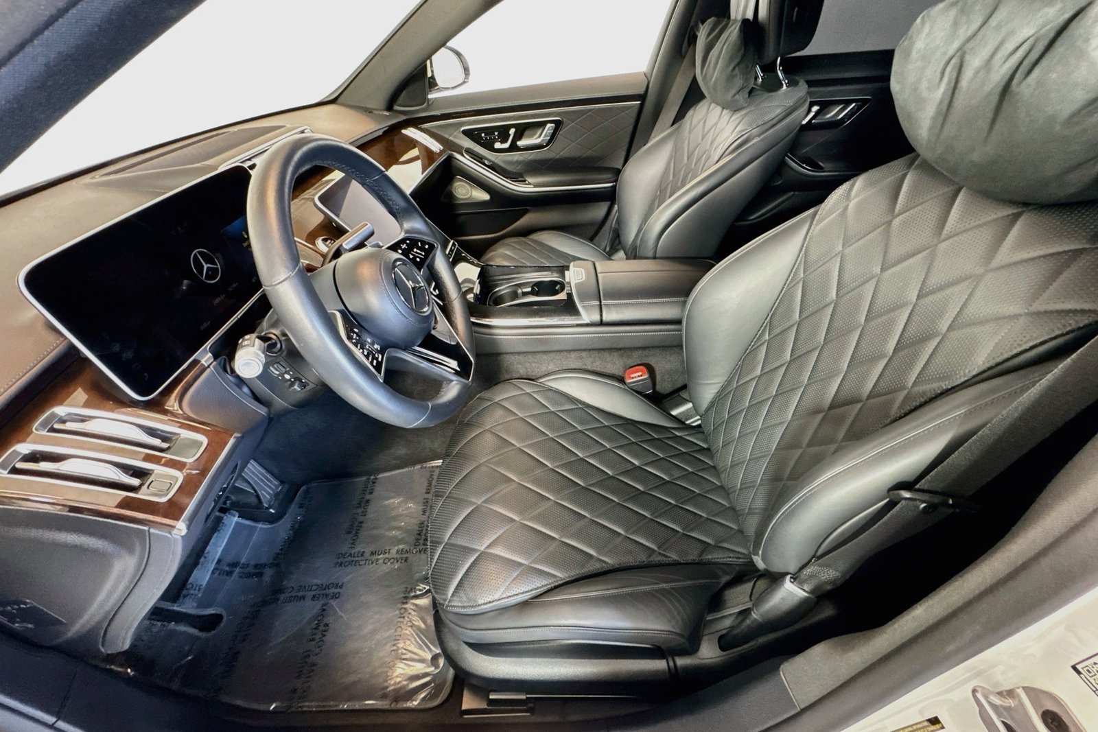 Used 2023 Manufaktur Diamond White Mercedes-Benz S 580 image 19