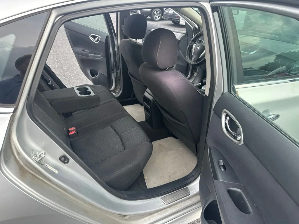 Used 2013 Brilliant Silver Nissan SR image 12