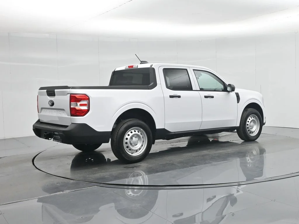 New 2026 Oxford White Ford XL image 24