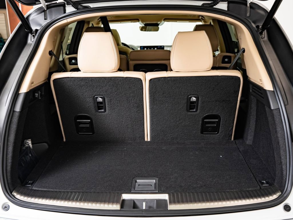 New 2026 Platinum White Pearl Acura Advance Package image 19