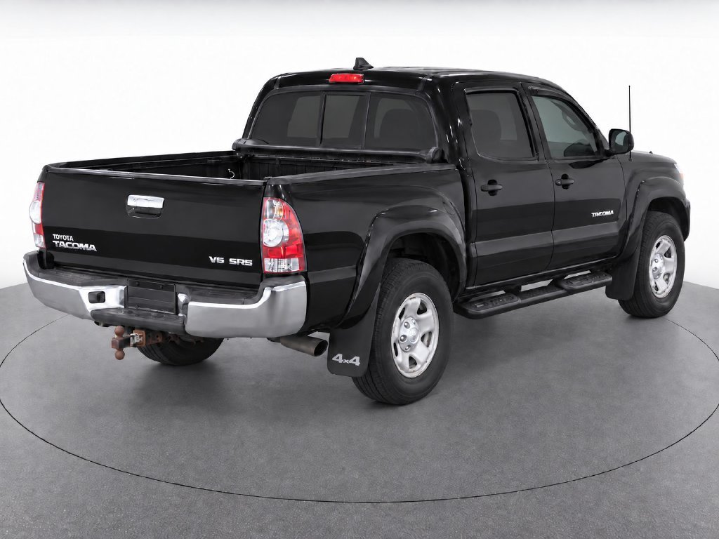 Used 2015 Black Toyota Base image 4