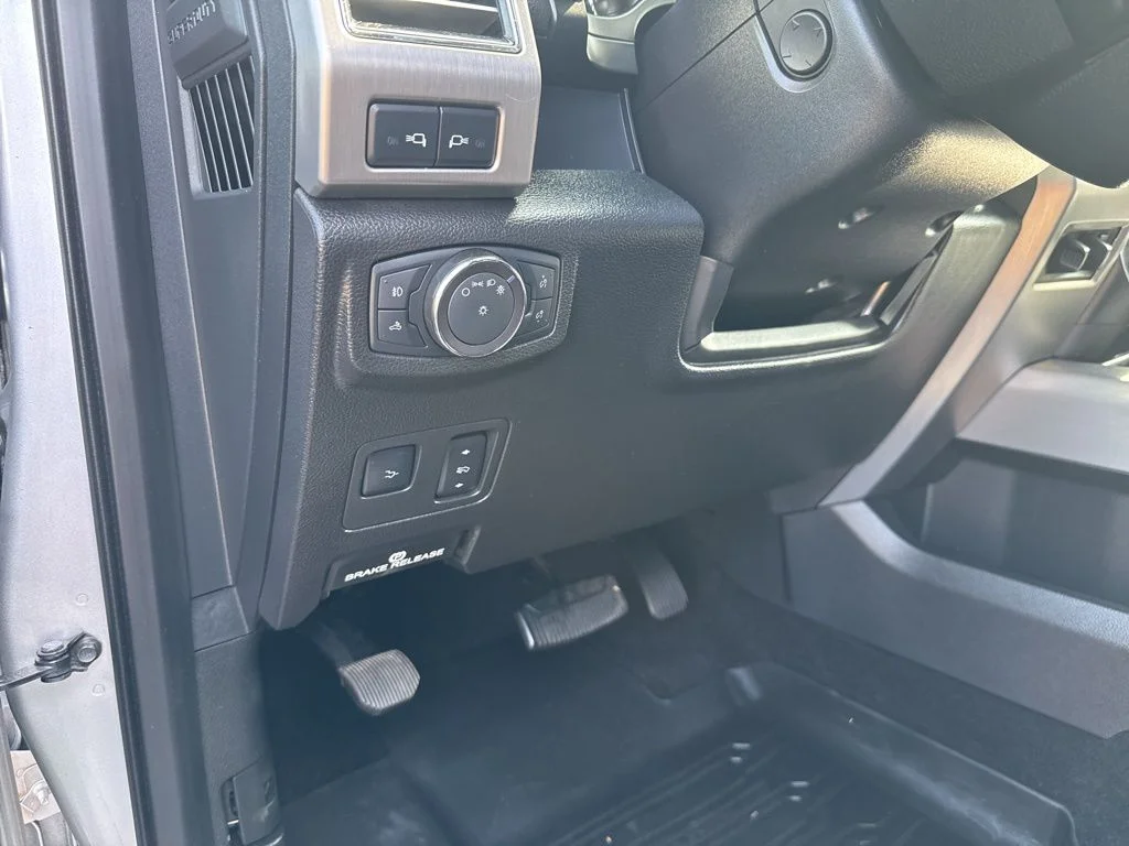 Used 2019 Ingot Silver Ford Platinum image 16