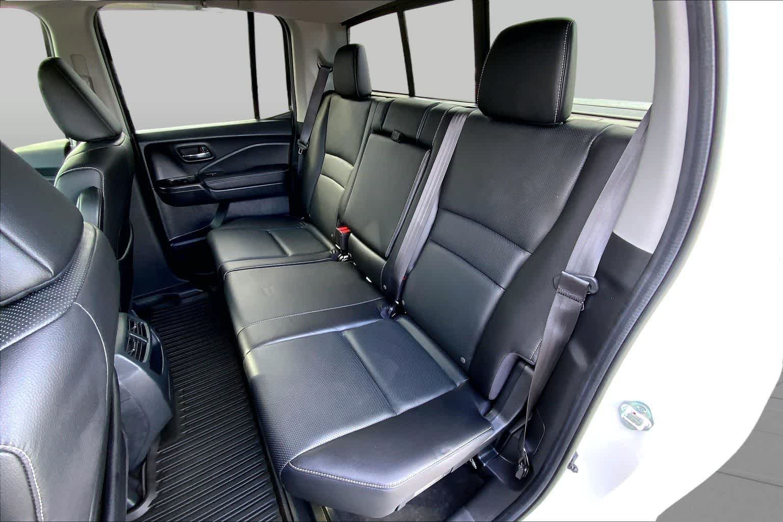 Used 2023 Platinum White Pearl Honda RTL-E image 21
