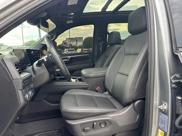 Used 2026 Gray Chevrolet Z71 image 11