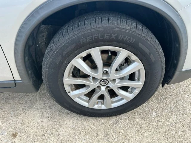 Used 2019 Silver Nissan SV image 45