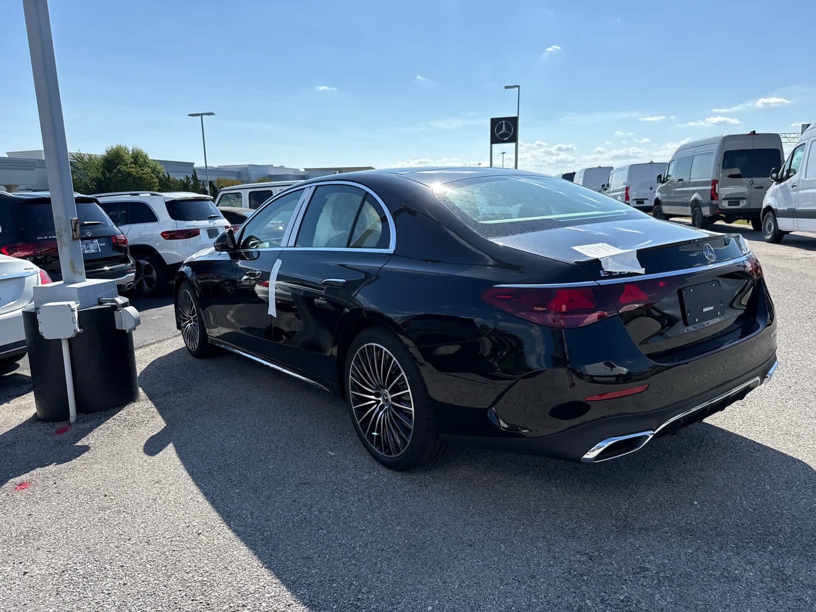 New 2027 Black Mercedes-Benz E 350 image 2