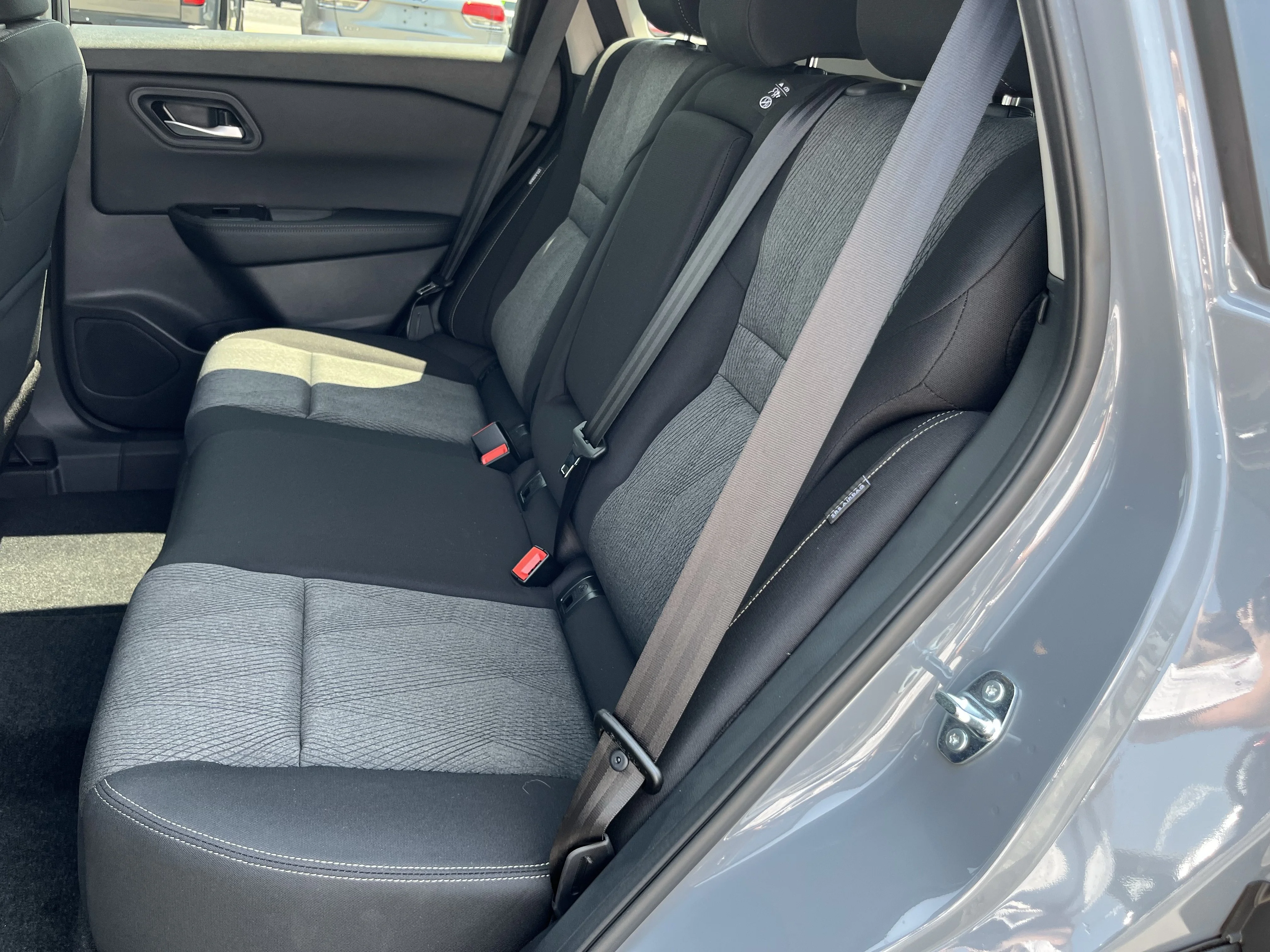 New 2026 Boulder Gray Pearl Nissan SV image 18