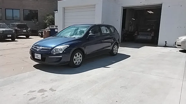 2011 Hyundai Elantra Touring GLS A/T's photo