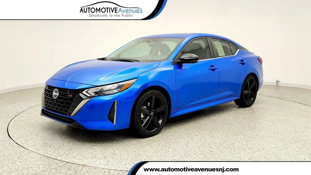 2024 Nissan Sentra SR CVT's photo