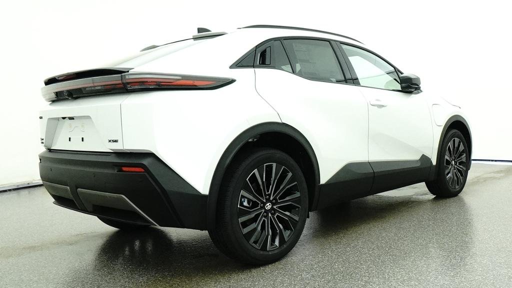 New 2026 Wind Chill Pearl Toyota XSE image 17