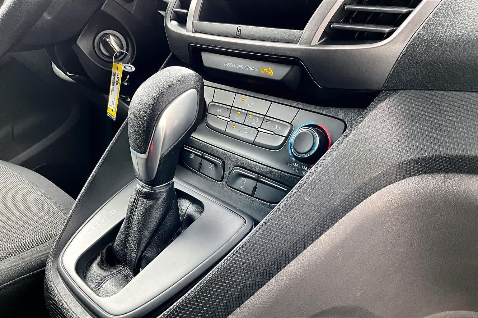 Used 2019 Frozen White Ford XL image 37