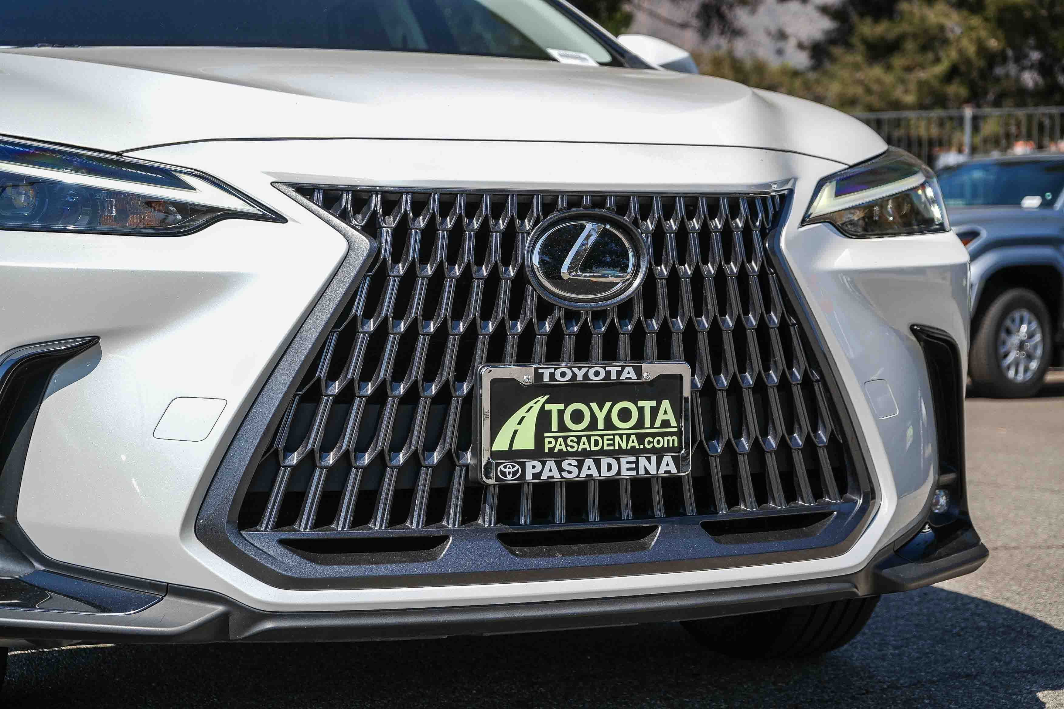 Used 2024 EMINENT WHITE PEA Lexus NX 350 image 5