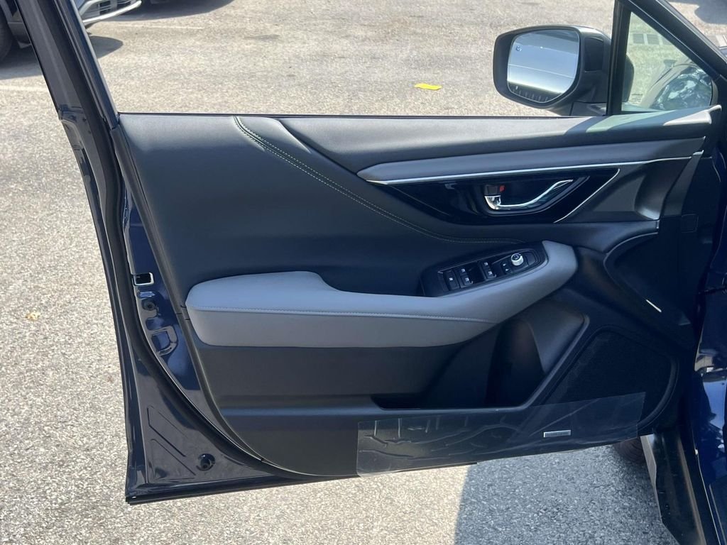 Used 2025 Blue Subaru Onyx Edition image 13