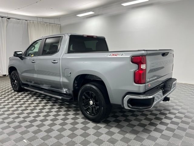 Used 2023 Gray Chevrolet LT image 9