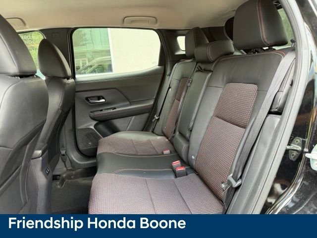 Used 2025 Black Nissan SR image 30