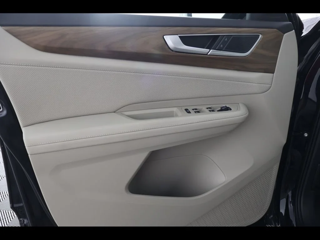 2026 Volkswagen Atlas SE - Photo 26