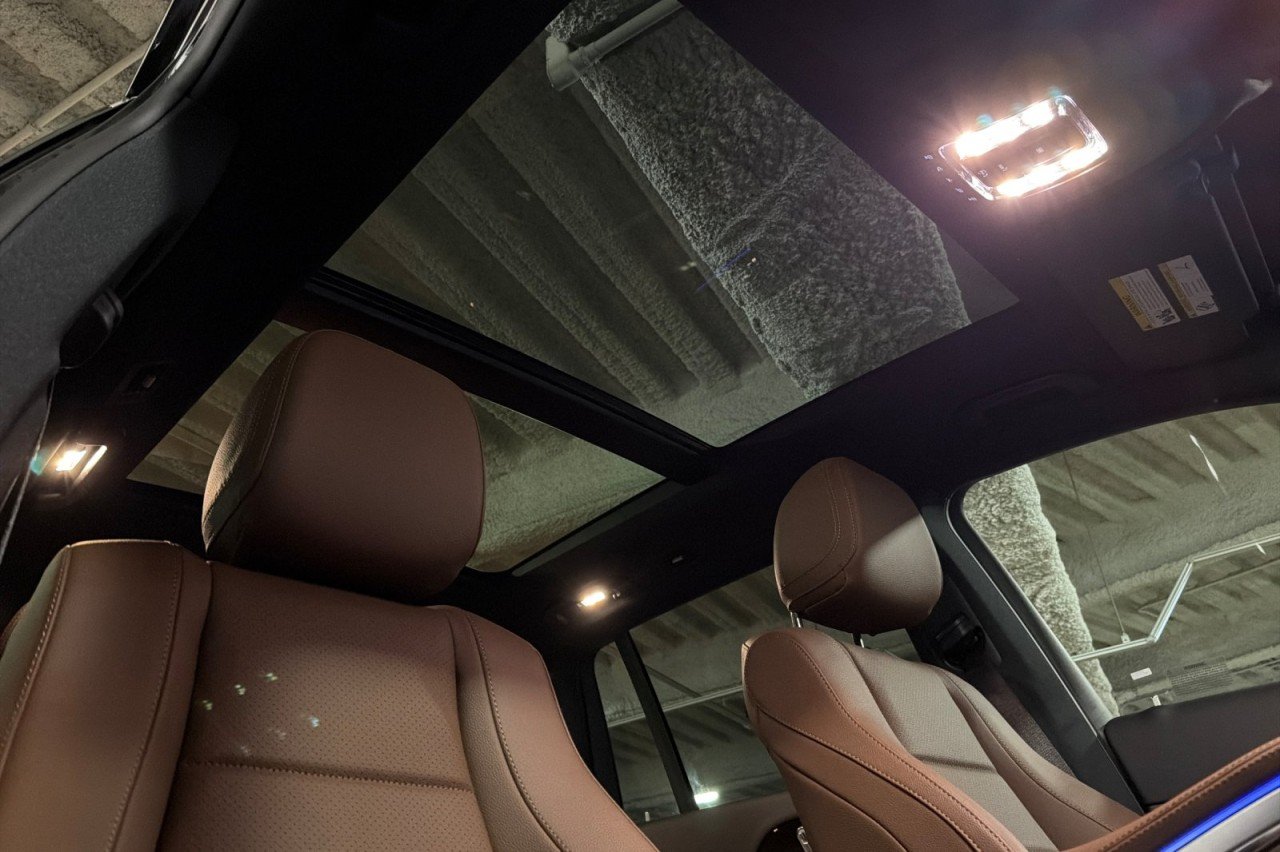 New 2026 Obsidian Black Metallic Mercedes-Benz GLS 450 4MATIC® SUV image 17