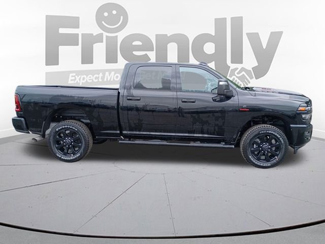 New 2026 Diamond Black Crystal Pearlcoat RAM  image 4