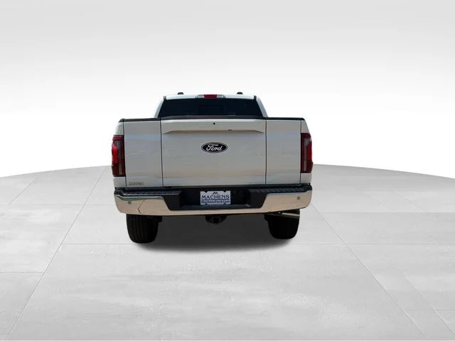 Used 2026 White Ford Lariat image 5