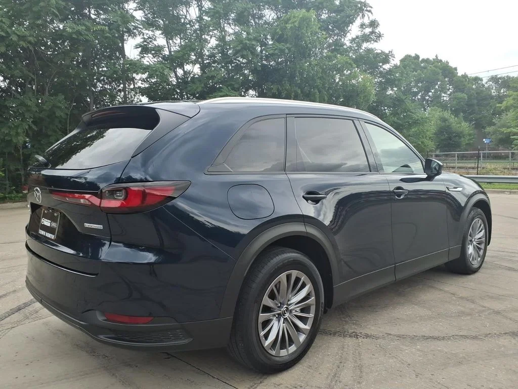 Certified Used 2024 Blue Mazda Preferred image 3
