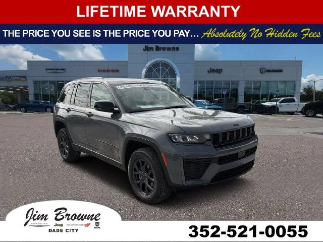 2027 Jeep Grand Cherokee Laredo Altitude