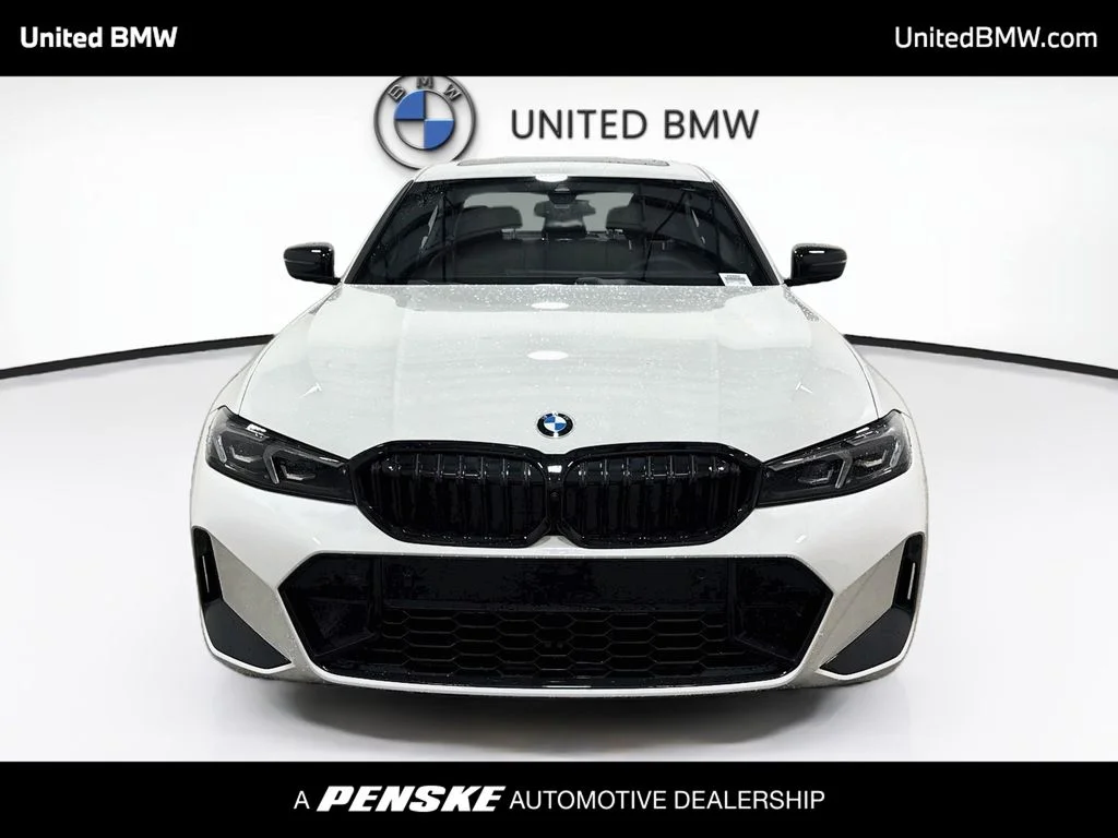 New 2026 Alpine White BMW 330i image 2