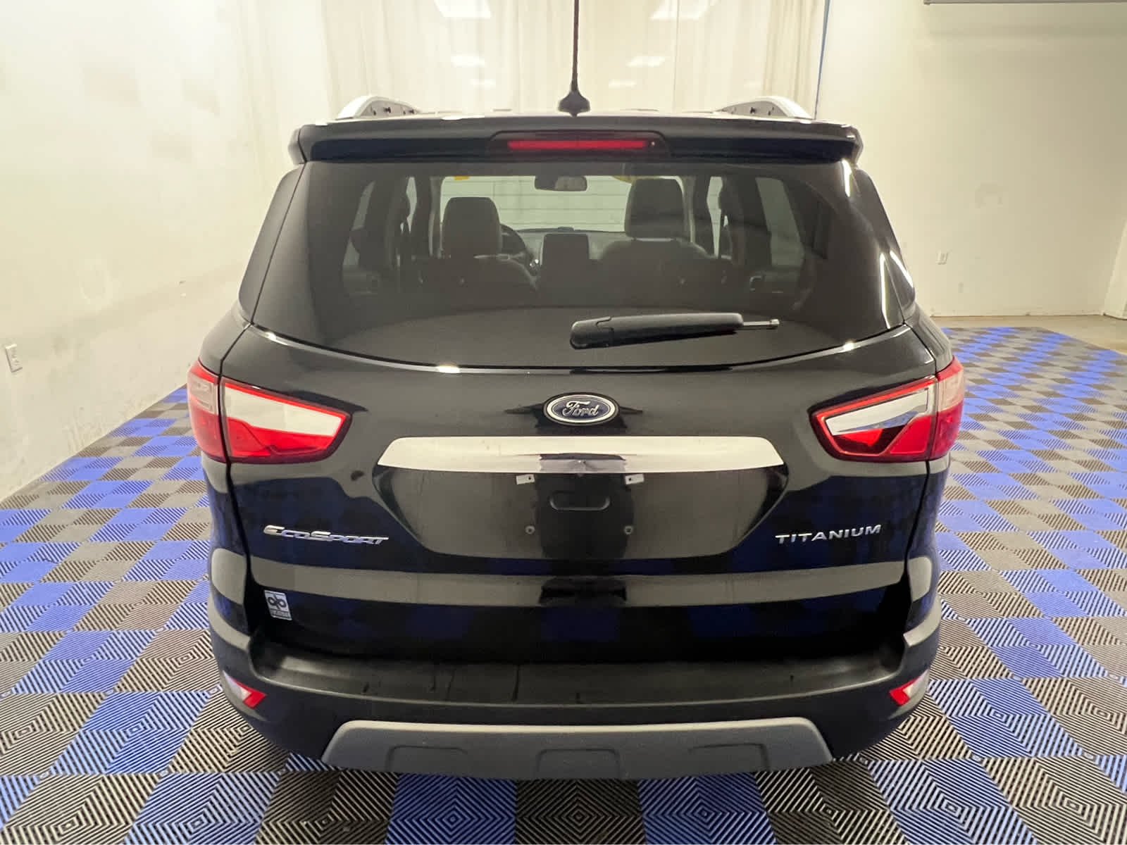 Used 2021 Shadow Black Ford Titanium image 11