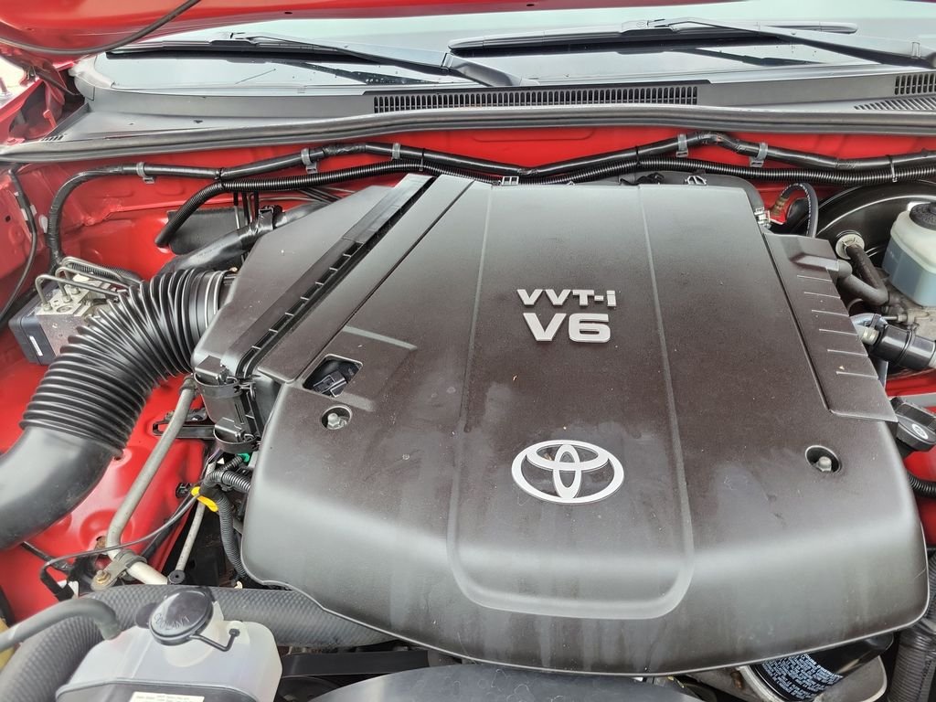 Used 2007  Toyota X-Runner image 25