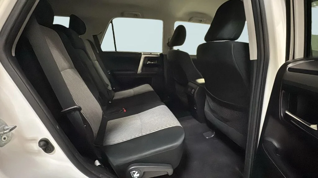 2014 Toyota 4Runner SR5 - Photo 13