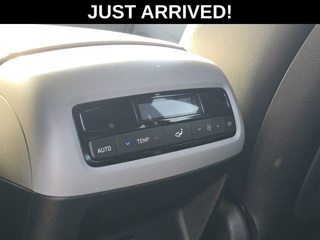 Used 2020 Black Hyundai SEL image 9