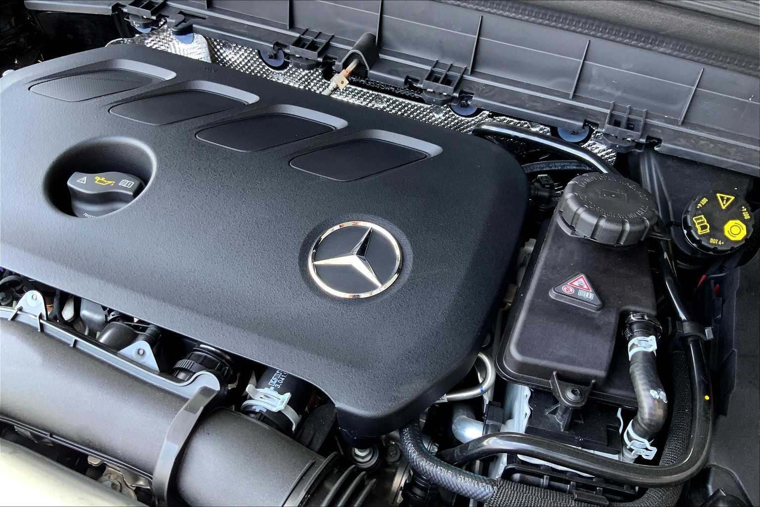 2025 Mercedes-Benz GLB Base - Photo 19