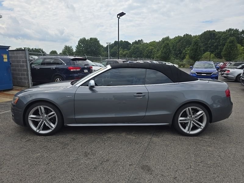 Used 2012 Gray Audi 3.0 Cabriolet Premium Plus image 4