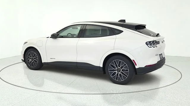 New 2026 White Ford Premium image 5