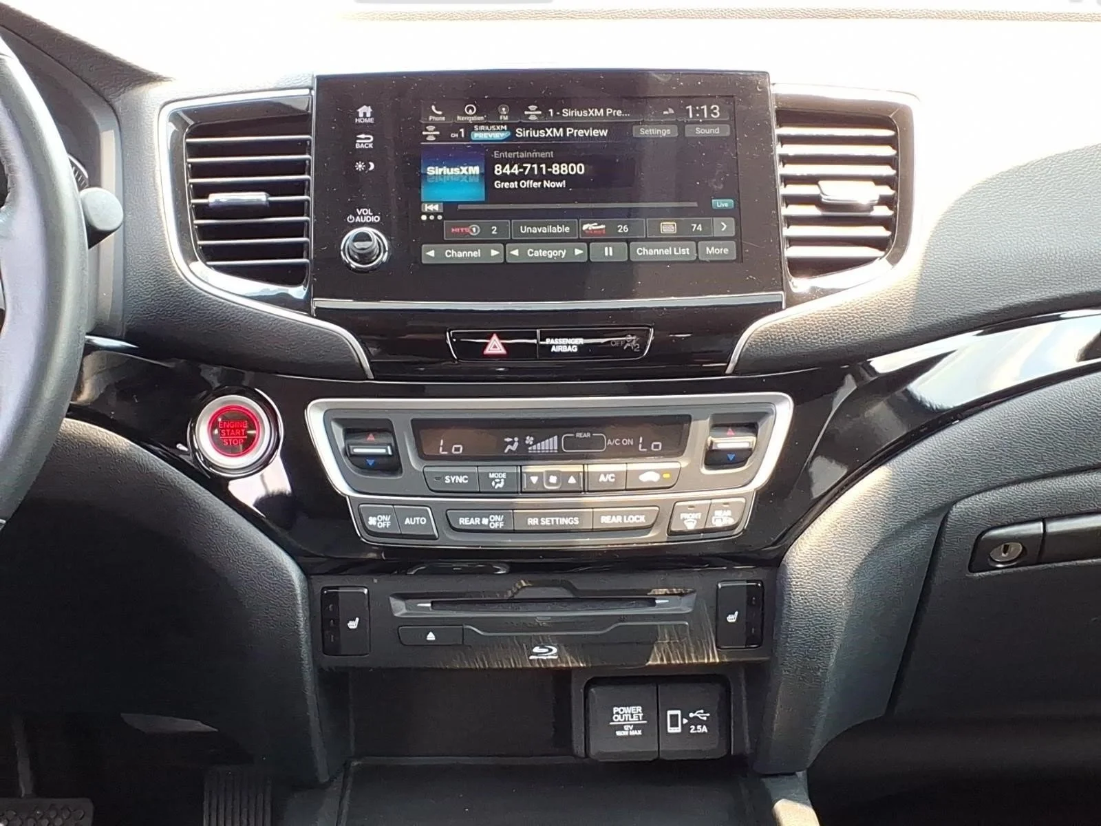 Used 2021 Crystal Black Pearl Honda Touring 8 Passenger image 17