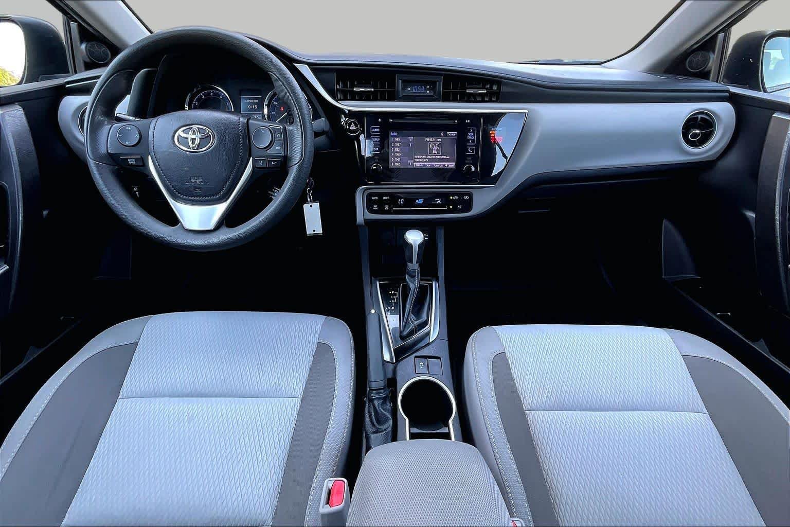 Used 2019 Galactic Aqua Mica Toyota LE image 15