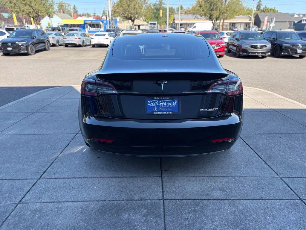 Used 2019 Black Tesla  image 7