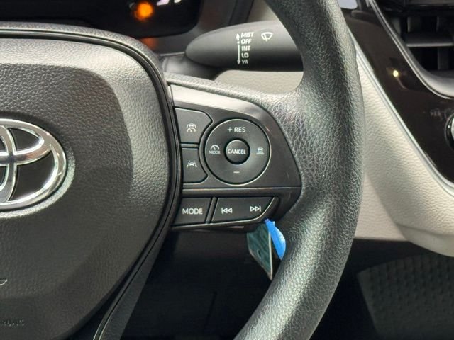 Used 2026  Toyota LE image 31