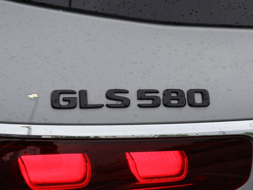 Used 2024 MANUFAKTUR Alpine Gray Mercedes-Benz GLS 580 image 37
