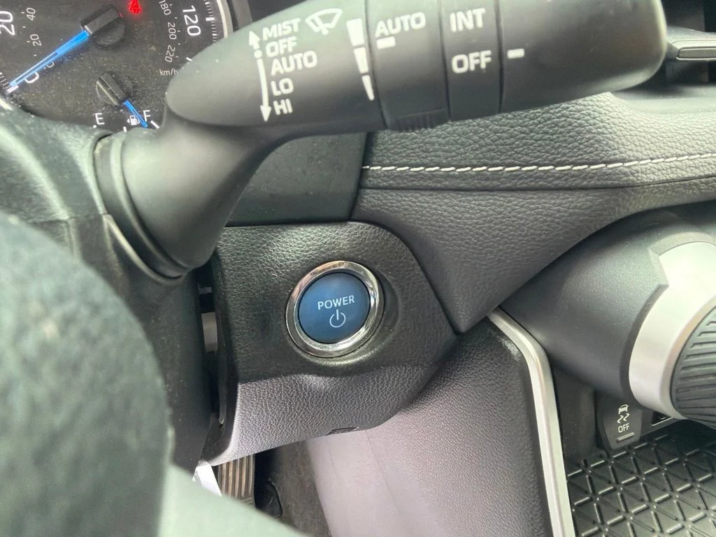 Used 2021 Gray Toyota XLE image 36