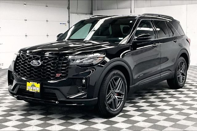 2025 Ford Explorer ST - Photo 12