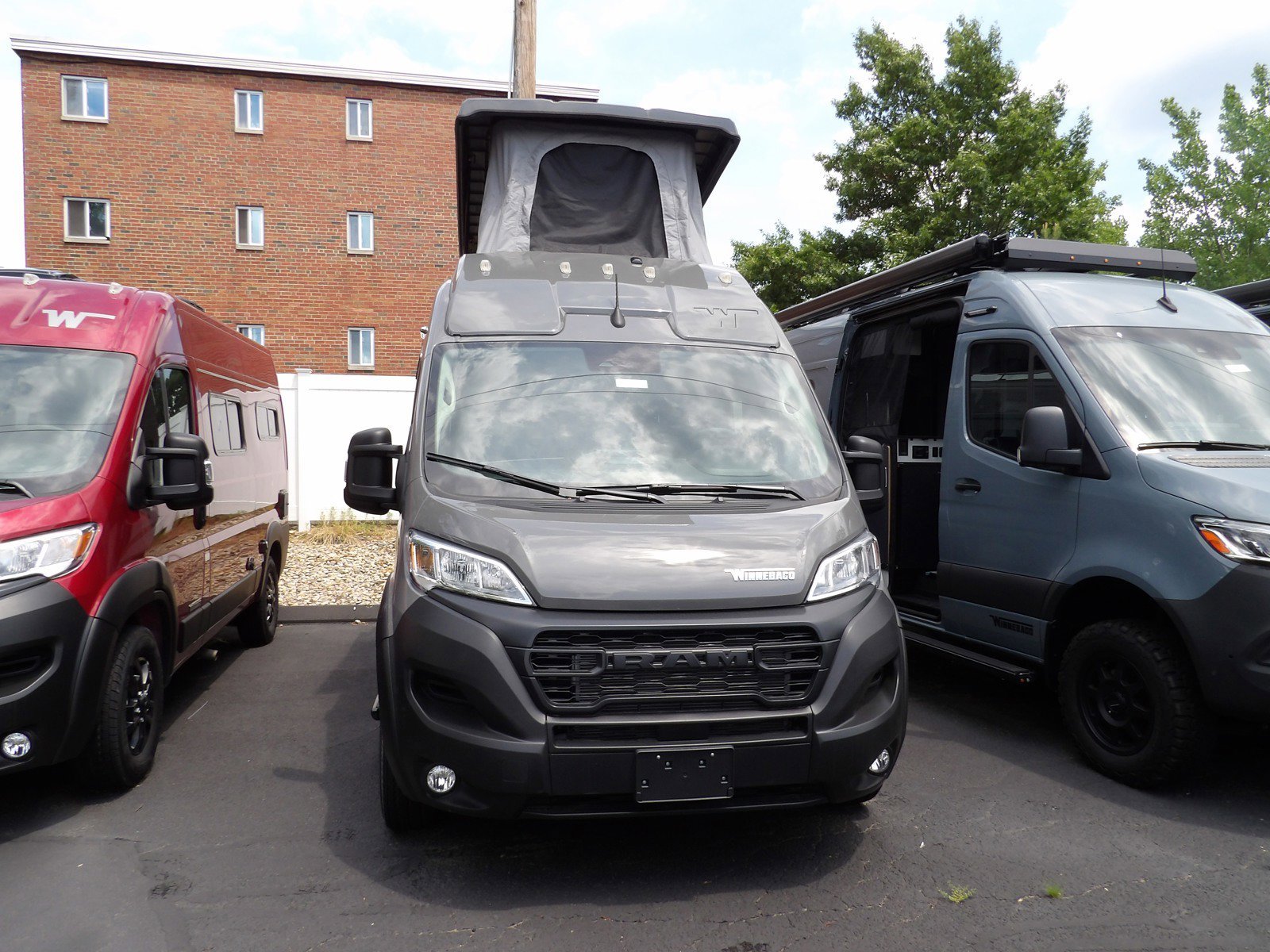 New 2024 Ceramic Gray Clearcoat Winnebago 36B image 2