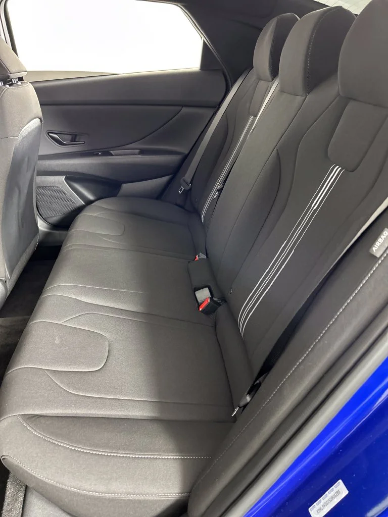 Used 2025 Blue Hyundai SEL Sport image 17