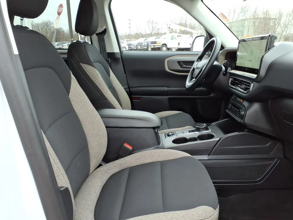 Used 2025 White Ford Big Bend image 5