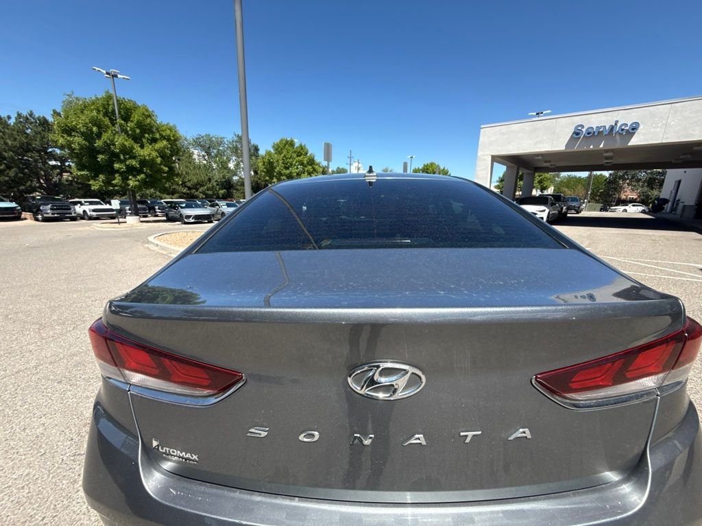 Used 2019 Gray Hyundai SEL image 6