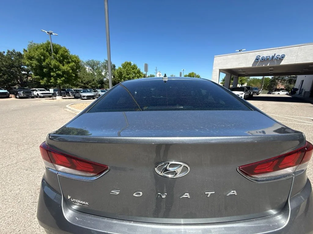 Used 2019 Gray Hyundai SEL image 6