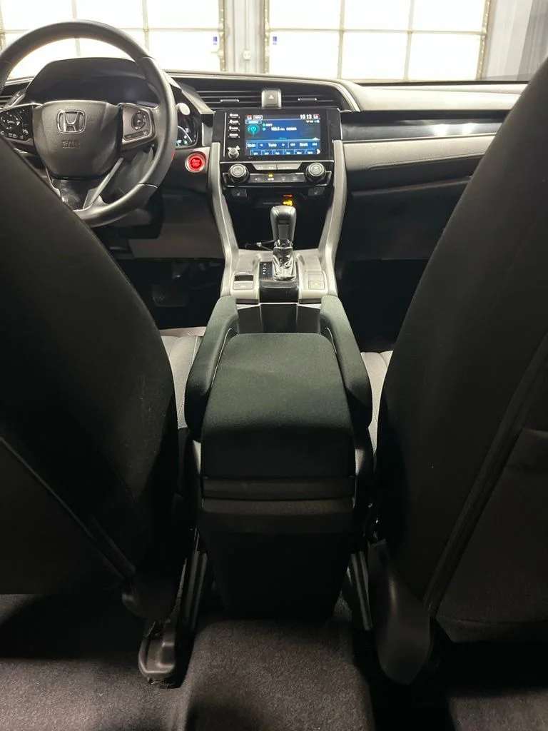2021 Honda Civic Hatchback EX - Photo 32