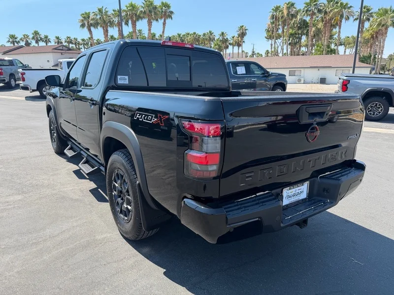 Used 2022 Super Black Nissan PRO-X image 5