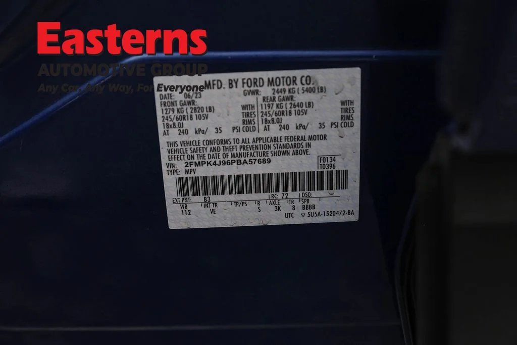 Used 2023 Blue Ford SEL image 35
