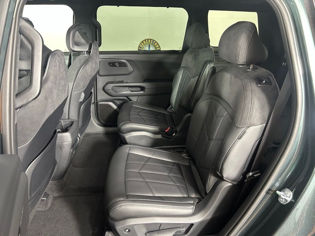 New 2027 Black Kia X-Pro SX-Prestige image 15