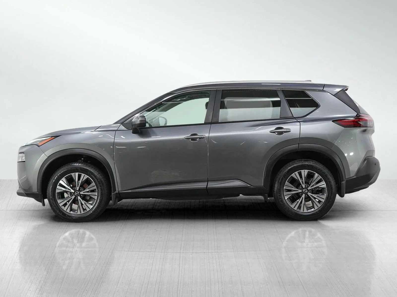 Used 2023 Nissan Rogue SV with VIN JN8BT3BB1PW491867 for sale in Burnsville, Minnesota